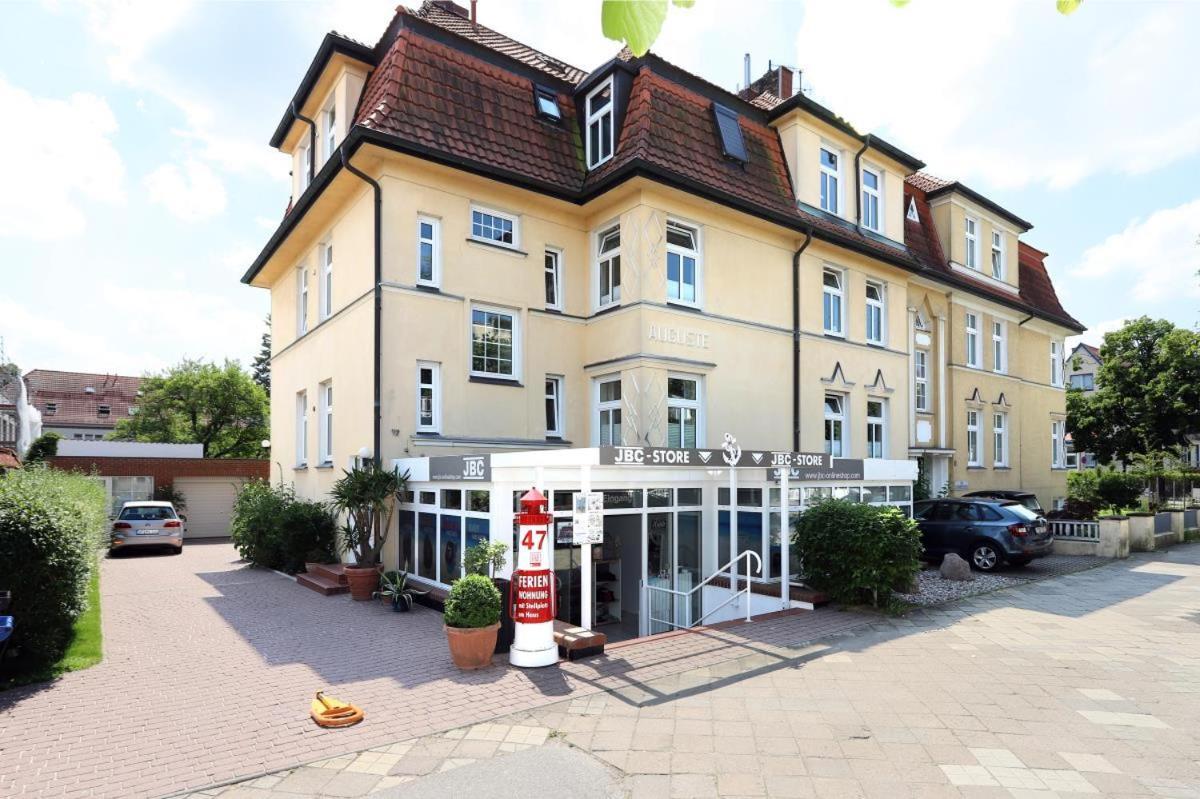 Villa Warnemuende Ferienwohnungen Rostock Extérieur photo