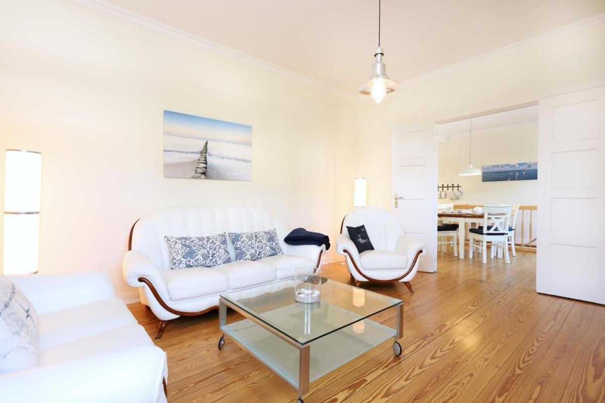 Villa Warnemuende Ferienwohnungen Rostock Extérieur photo
